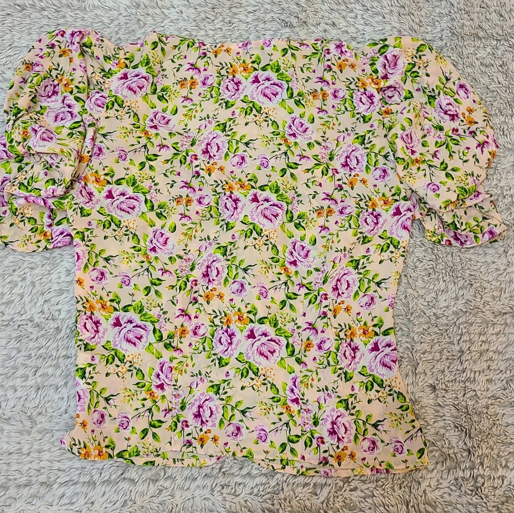 Express Spring Top - Picture 3 of 6